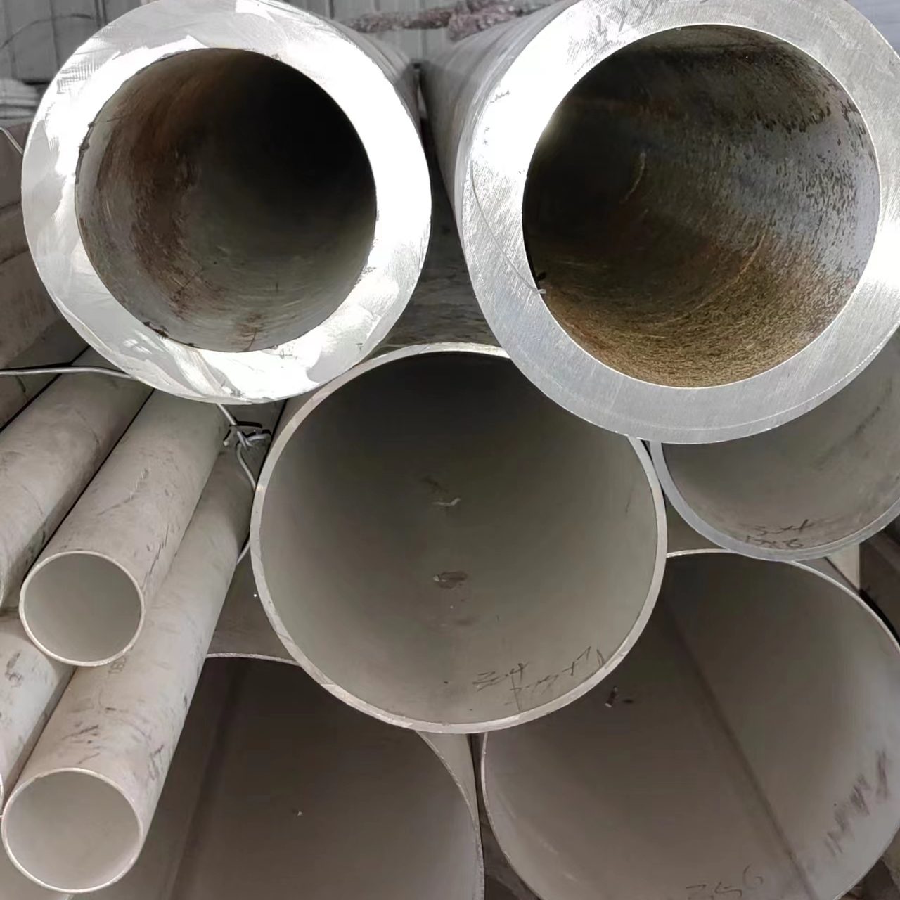 Труба бесшовная нержавеющая